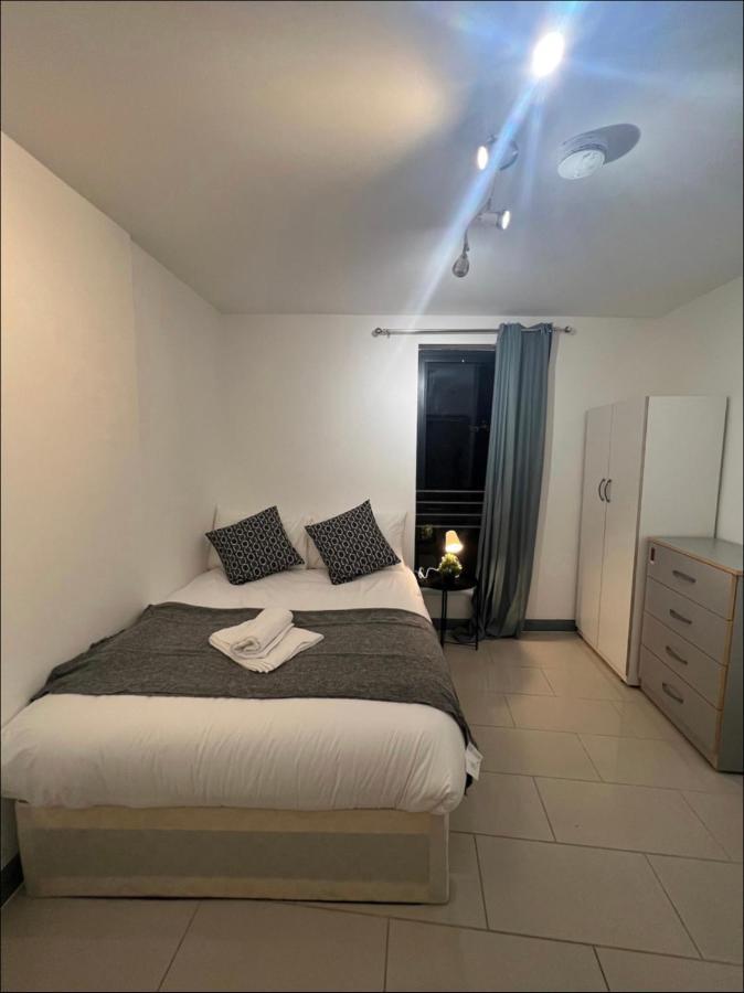 New Build 5 Bedroom In Hackney. Central ลอนดอน ภายนอก รูปภาพ