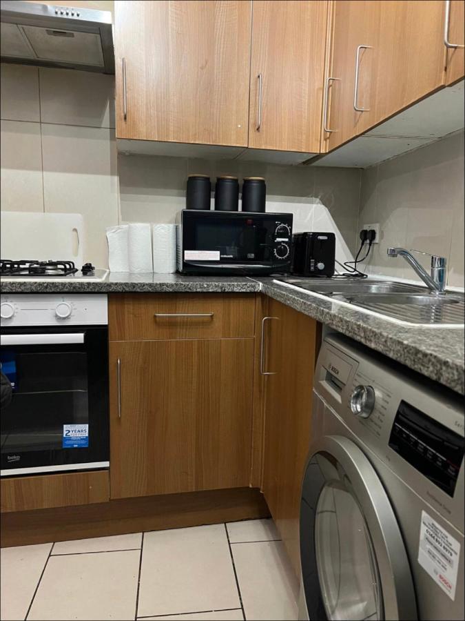 New Build 5 Bedroom In Hackney. Central ลอนดอน ภายนอก รูปภาพ